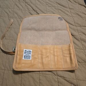 Superior labor pen roll case